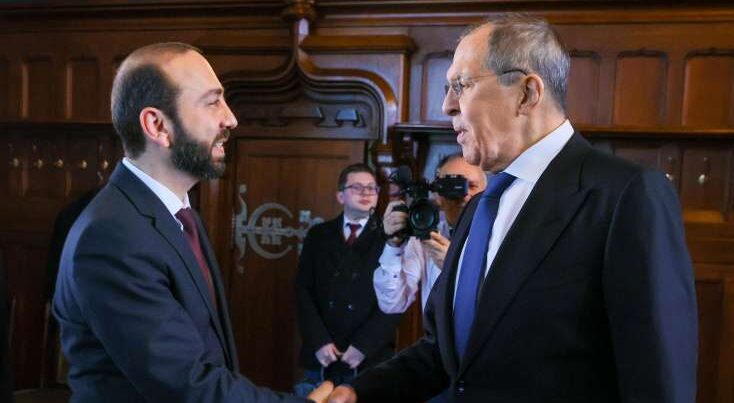 Hindistanda Lavrov-Mirzoyan görüşünün PƏRDƏARXASI: “Ermənistanla yanaşı, Rusiya da silah almaq üçün bazar axtarır…”