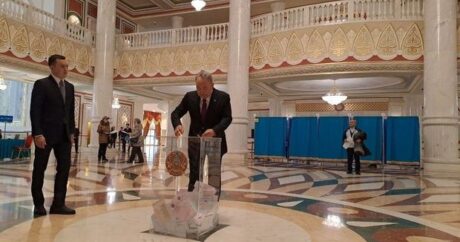 Nazarbayev uzun müddət sonra ictimaiyyət qarşısında – VİDEO