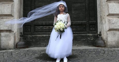 “17 yaşda nikah kəsilməsi üçün qəbul edilən üzrlü səbəblər götürülsün” – Komitə rəsmisi