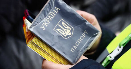Rusiyalılar Zaporojyedə yerli sakinlərin Ukrayna pasportlarını əllərindən alırlar