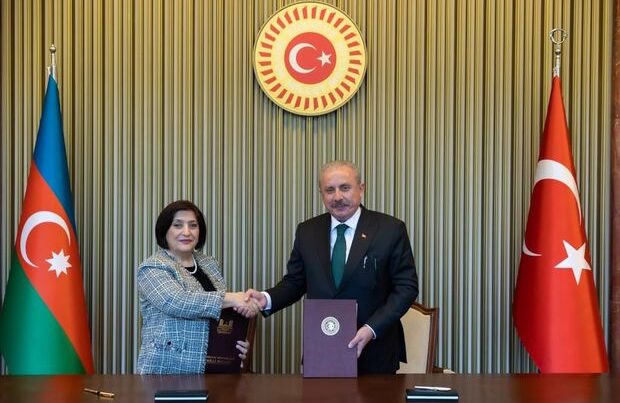 Azərbaycanla Türkiyə arasında “Əməkdaşlıq Protokolu” imzalandı