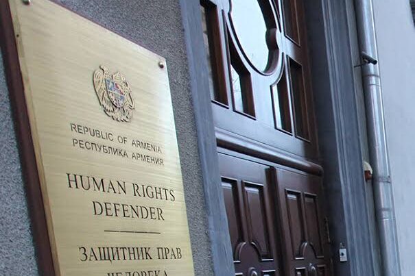 Ermənistan ombudsmanı azərbaycanlı əsirlərlə görüşdü – Gülünc AÇIQLAMA