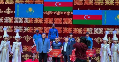 Azərbaycanın gənc güləşçiləri beynəlxalq turniri 11 medalla tamamlayıblar