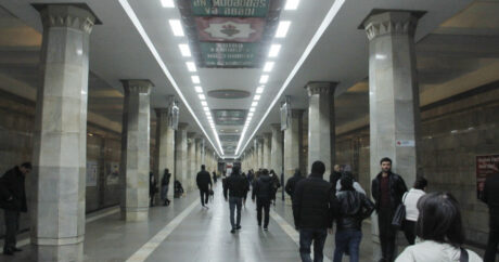 Metronun “20 Yanvar” stansiyasında işıqlanma sistemi yeniləndi