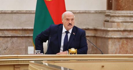Lukaşenko xəstəliyi barədə danışdı