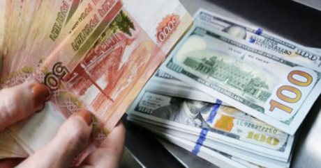 Rubl özünü lirə kimi aparır: Rusiyada dolların bahalaşması Azərbaycana necə təsir edəcək? – AÇIQLAMA