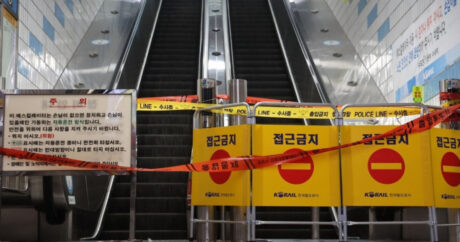 Metroda eskalator qırıldı: Xəsarət alanlar var