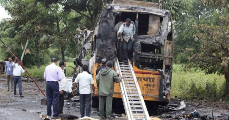 Hindistanda avtobus yandı – 25 nəfər öldü