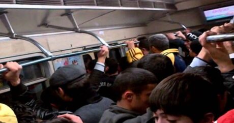 Metroda nəfəs kəsən İSTİLƏR: Yeni qatarlarda kondisioner problemi varmı? – AÇIQLAMA
