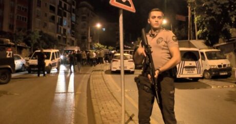 İstanbulda əməliyyat zamanı polis əməkdaşı öldü – Yaralılar var