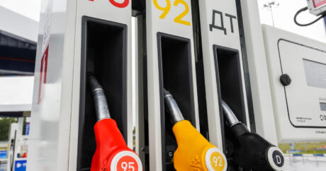 Rusiyada daha bir tarixi ANTİREKORD: Aİ-95 markalı benzin nə qədər bahalaşdı?