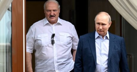 Putin və Lukaşenko arasında görüş başladı