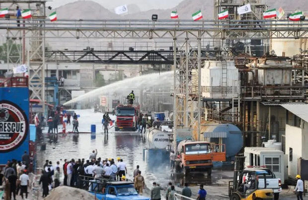İranda neft emalı zavodunda partlayış baş verdi