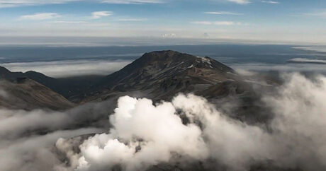Ebeko vulkanında 2,5 km hündürlükdə kül püskürməsi qeydə alındı