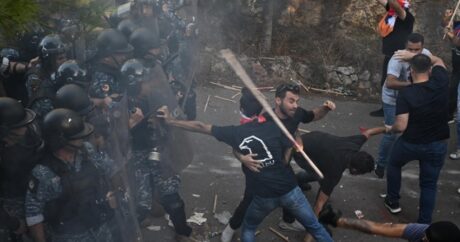 Ermənilərin Beyrutdakı səfirliyimizə hücumunda onlarla polis yaralandı