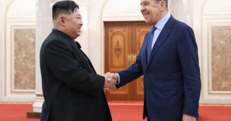Sergey Lavrov Kim Çen Inla görüşdü