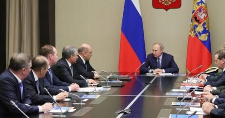 Putin Təhlükəsizlik Şurasının iclasını keçirdi