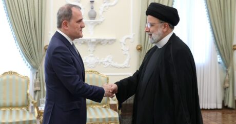 Ceyhun Bayramov İran Prezidenti ilə görüşdü