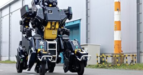 Yaponlar 4,5 metrlik transformasiya edən robot yaratdı – FOTO/VİDEO