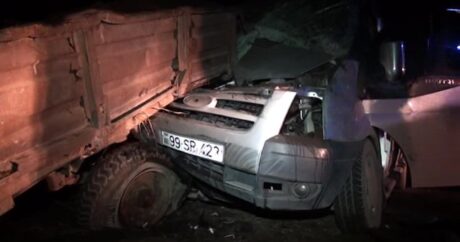 “Ford”la traktor toqquşdu: Ölən var