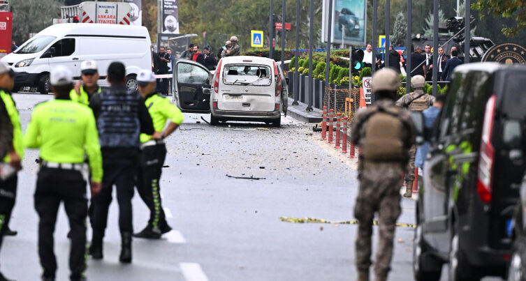 Türkiyədəki terror aktına yayım qadağası qoyuldu