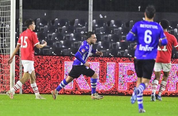 Millimizin futbolçusu PSV ilə oyunda qələbə qolunu vurdu – VİDEO
