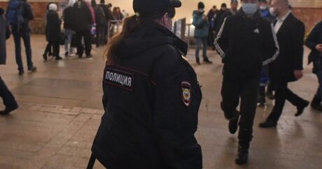 Moskva metrosunda silahlı insident