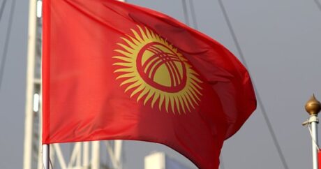 Qırğızıstan bayrağı dəyişdirilir