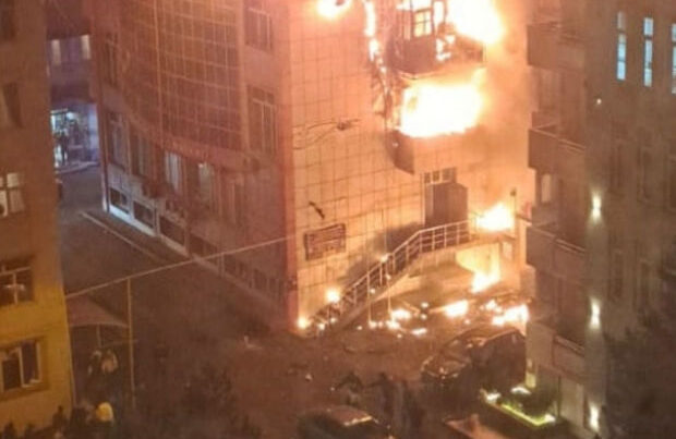 Bakıda dəhşətli yanğın: Polis yaralandı – YENİLƏNDİ / VİDEO