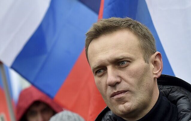 Navalnı ruslara ÇAĞIRIŞ ETDİ: “Putindən başqa istənilən namizədə səs verin”