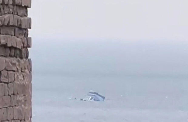 Bakıda bulvar ərazisində gəminin batma səbəbi bilindi – YENİLƏNDİ/FOTO/VİDEO