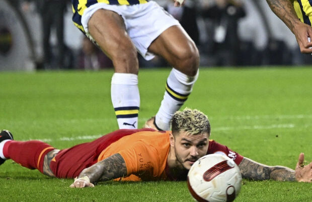 “Qalatasaray” VAR hakimindən şikayət edəcək: “Onların yerinə utanırıq…” – FOTO/VİDEO