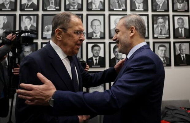 Sergey Lavrov BMT-də Hakan Fidanla danışıqlar apardı – VİDEO