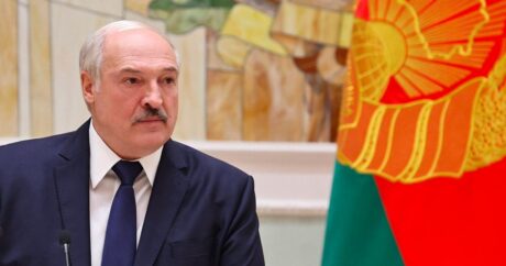 Lukaşenko: “Sülh çox bahadır, onun əvəzini ödəmək lazımdır”