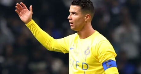 Ronaldo “Əl-Hilal” azarkeşlərinə: “Burada mənəm, Messi yox!” – VİDEO