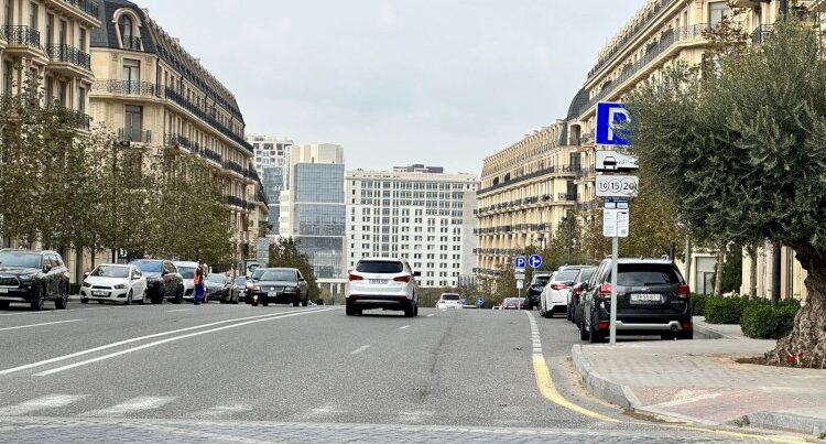 Avtomobilini günün istənilən saatında pulsuz park etmək istəyənlərin NƏZƏRİNƏ