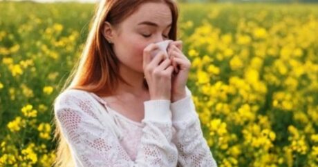 Yaz aylarında baş verən allergiyanın simptomları
