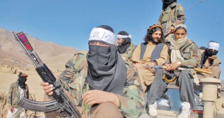 Taliban Pakistan hərbi bazalarını ATƏŞƏ TUTDU
