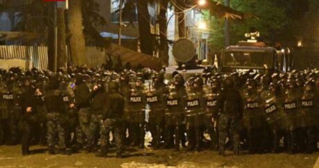 Tbilisidə etirazçılarla polis arasında qarşıdurma yaşandı