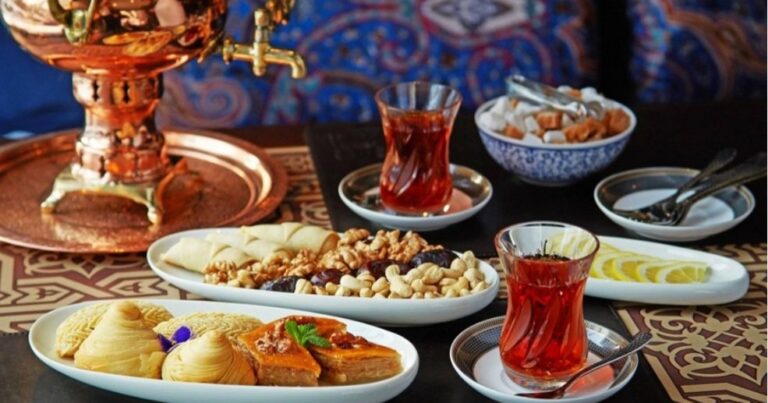 Restoran və kafelərdə məcburi çay dəstgahı problemi – VİDEO