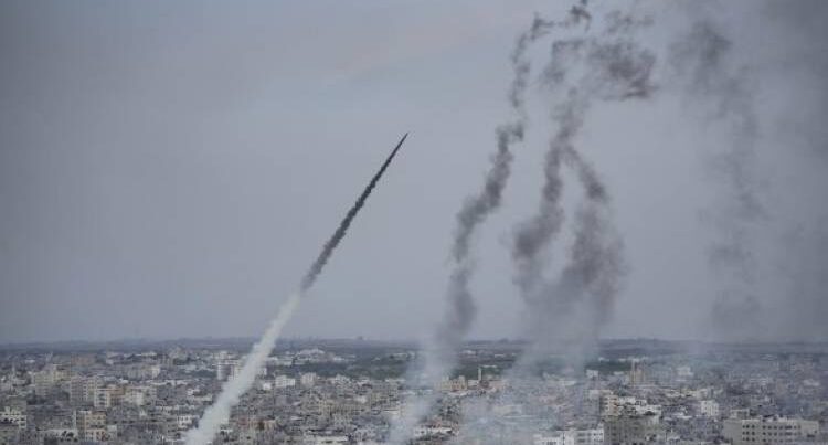 “Hizbullah” İsraili raket atəşinə tutdu