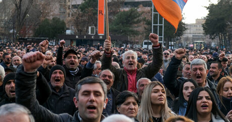 İrəvanda etirazlar: Ermənistan yenidən seçkilərə gedə bilər – VİDEO
