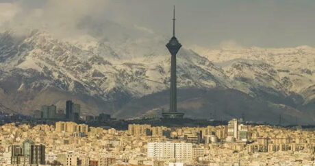 Rəisinin ölümü buna təsir etməyəcək – Rəsmi Tehran