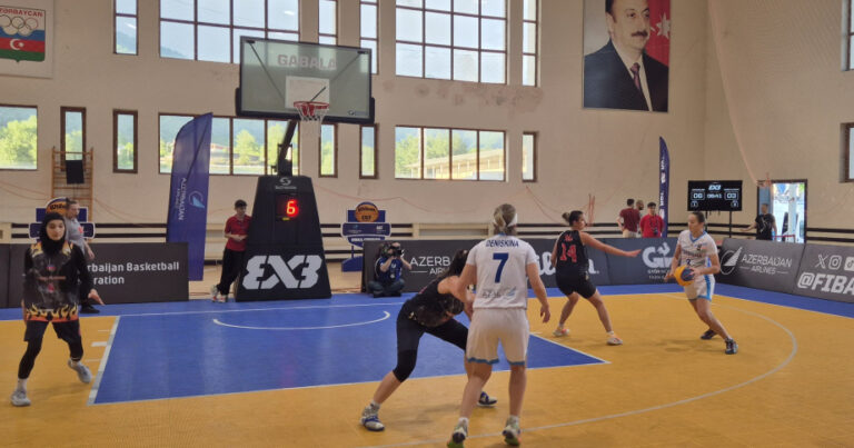 Basketbol millimiz turnirə qələbə ilə başladı