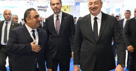 “Caspian Energy” jurnalının yubiley nüsxəsi prezidentə təqdim edildi