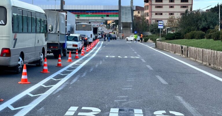 Avtobus və velosiped zolağına çıxan maşınlar bu qədər cərimə ediləcək