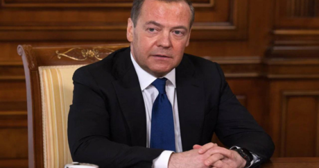 Medvedev Dağıstanda baş verənləri terror hücumu adlandırıb