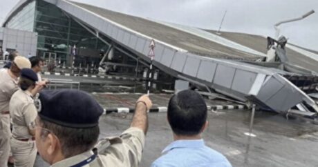 Hindistanda hava limanının damı çökdü