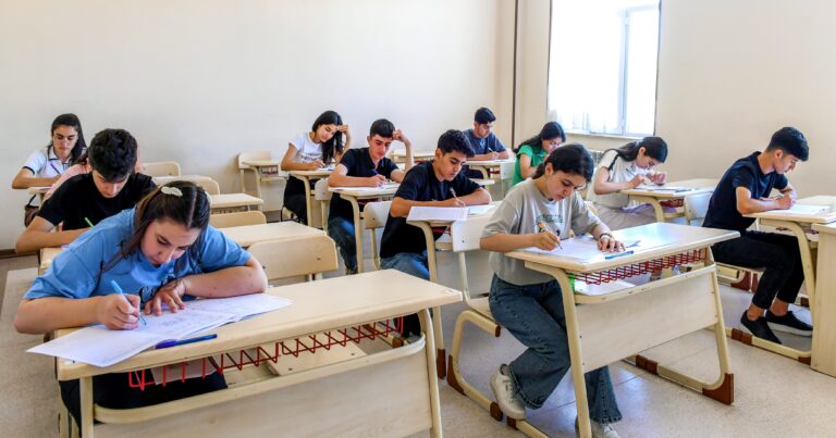 Universitetlərə qəbul planı artırıldı