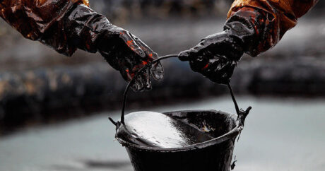 Gündəlik neft hasilatı 76 min tonu keçdi